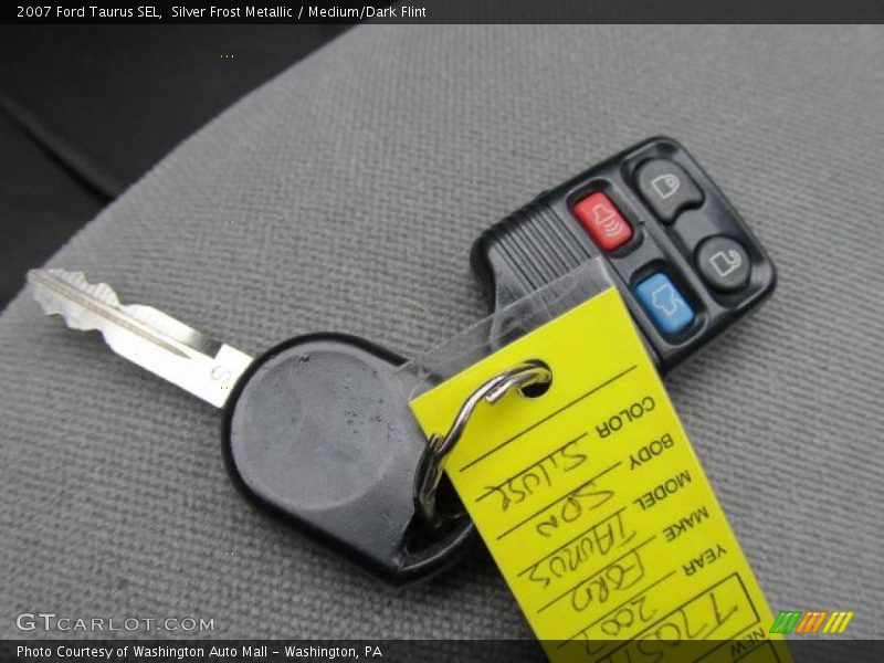 Silver Frost Metallic / Medium/Dark Flint 2007 Ford Taurus SEL
