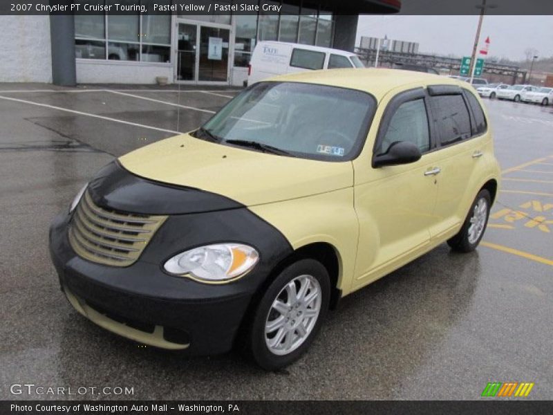 Front 3/4 View of 2007 PT Cruiser Touring