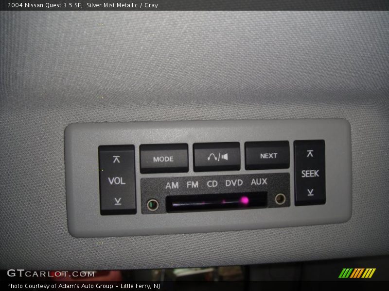 Silver Mist Metallic / Gray 2004 Nissan Quest 3.5 SE