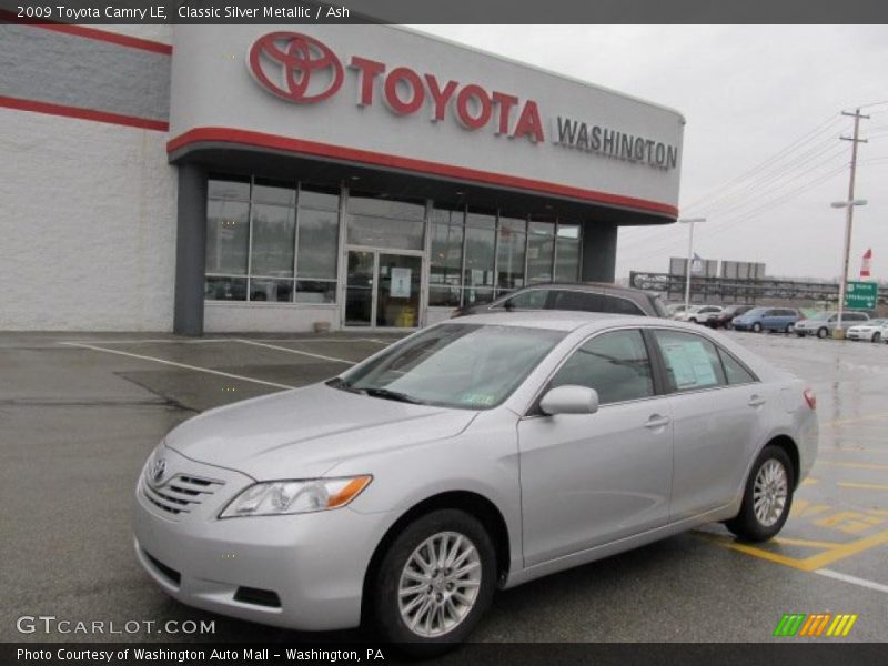 Classic Silver Metallic / Ash 2009 Toyota Camry LE