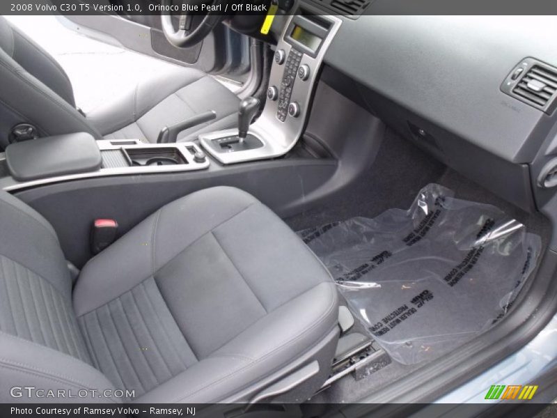 Orinoco Blue Pearl / Off Black 2008 Volvo C30 T5 Version 1.0