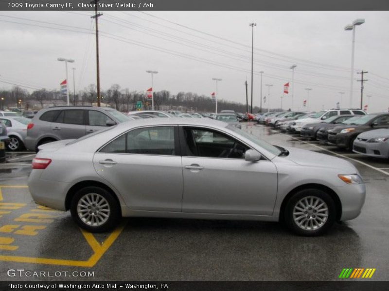 Classic Silver Metallic / Ash 2009 Toyota Camry LE