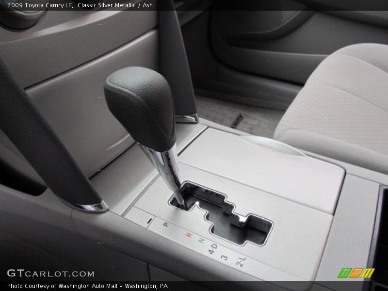 Classic Silver Metallic / Ash 2009 Toyota Camry LE