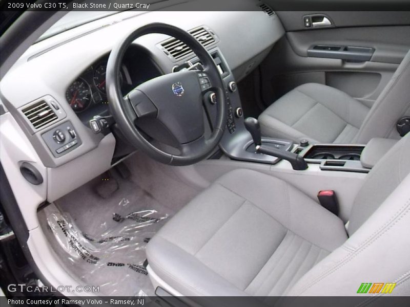 Quartz Gray Interior - 2009 C30 T5 