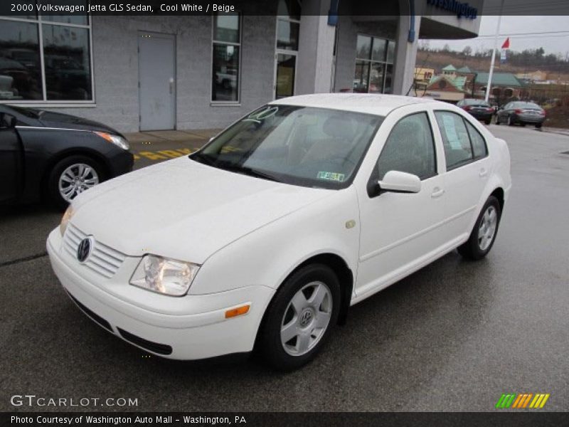 Front 3/4 View of 2000 Jetta GLS Sedan