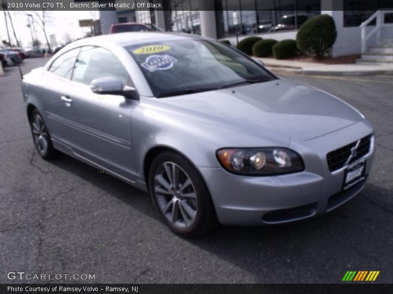 Electric Silver Metallic / Off Black 2010 Volvo C70 T5