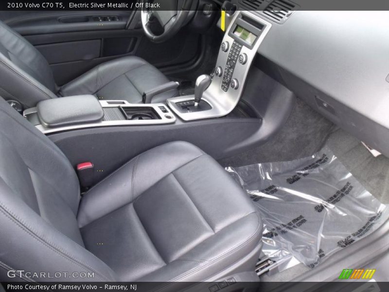  2010 C70 T5 Off Black Interior