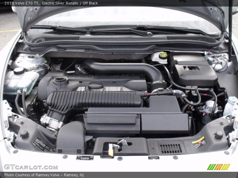  2010 C70 T5 Engine - 2.5 Liter Turbocharged DOHC 20-Valve VVT 5 Cylinder