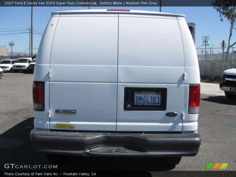 Oxford White / Medium Flint Grey 2007 Ford E Series Van E350 Super Duty Commercial