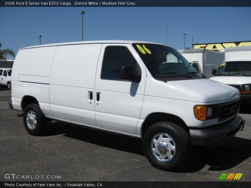  2006 E Series Van E350 Cargo Oxford White