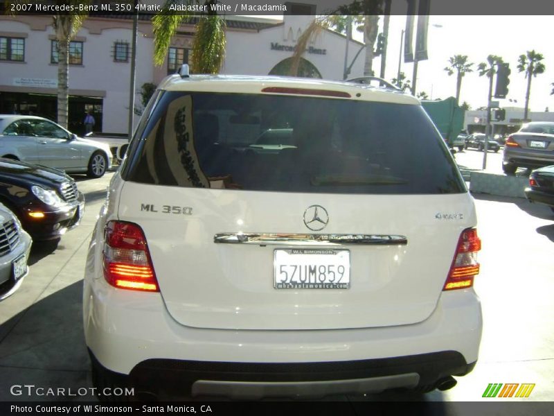 Alabaster White / Macadamia 2007 Mercedes-Benz ML 350 4Matic