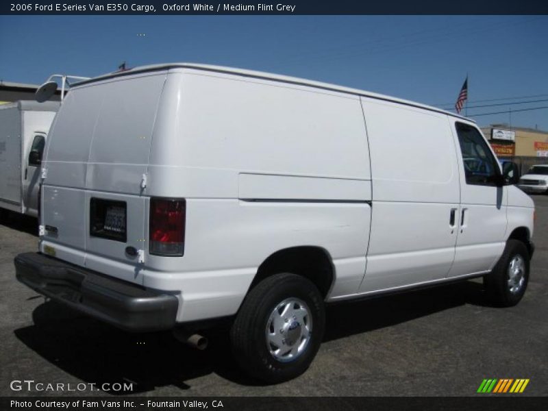 Oxford White / Medium Flint Grey 2006 Ford E Series Van E350 Cargo