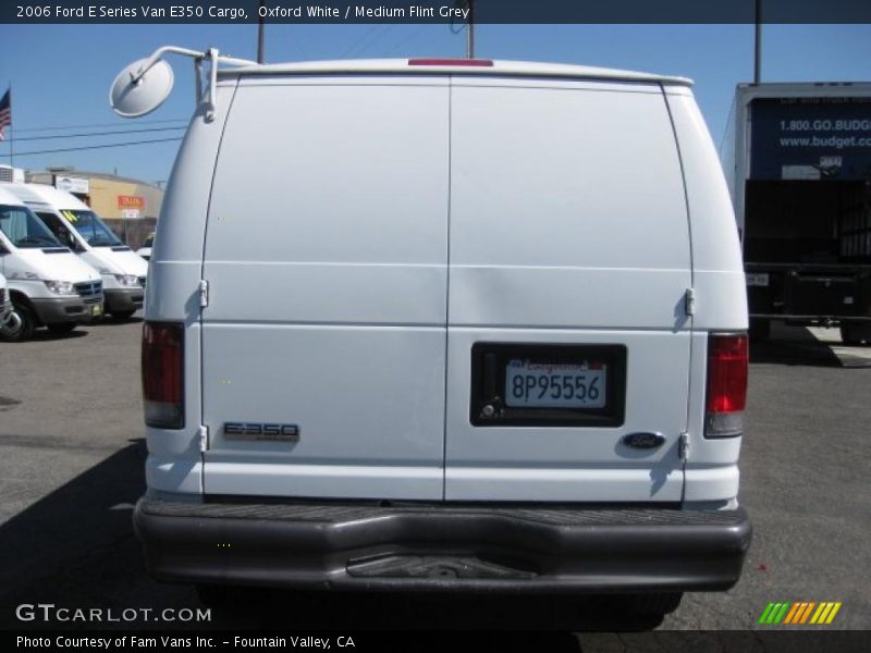 Oxford White / Medium Flint Grey 2006 Ford E Series Van E350 Cargo