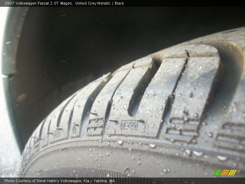 United Grey Metallic / Black 2007 Volkswagen Passat 2.0T Wagon