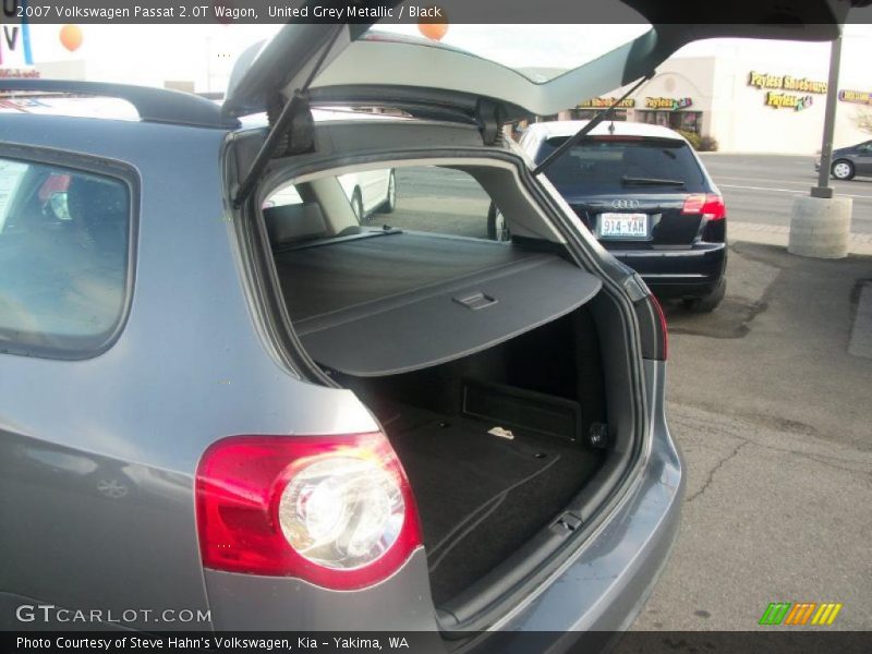 United Grey Metallic / Black 2007 Volkswagen Passat 2.0T Wagon