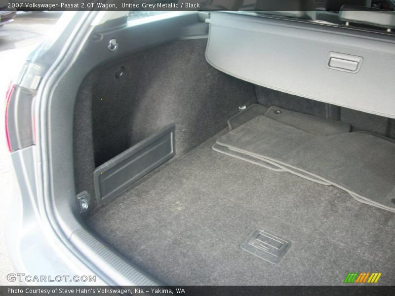 United Grey Metallic / Black 2007 Volkswagen Passat 2.0T Wagon