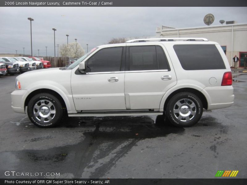 Cashmere Tri-Coat / Camel 2006 Lincoln Navigator Luxury