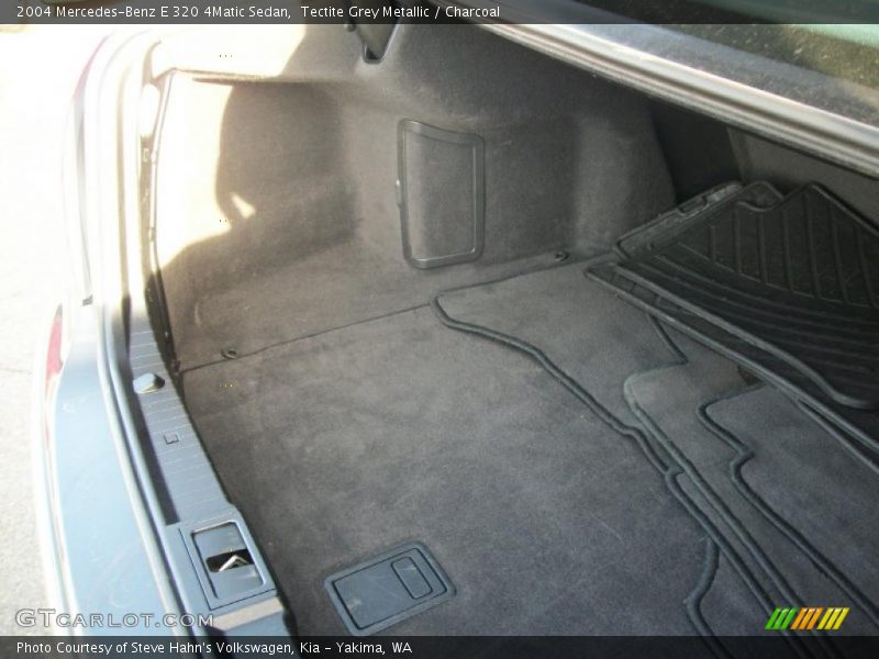 Tectite Grey Metallic / Charcoal 2004 Mercedes-Benz E 320 4Matic Sedan