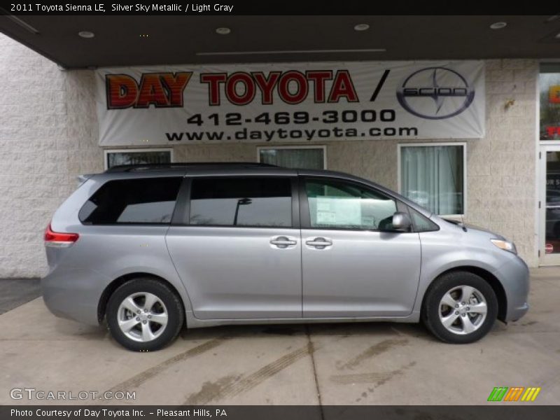 Silver Sky Metallic / Light Gray 2011 Toyota Sienna LE