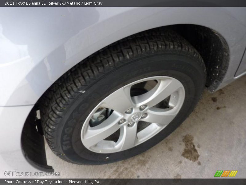 Silver Sky Metallic / Light Gray 2011 Toyota Sienna LE