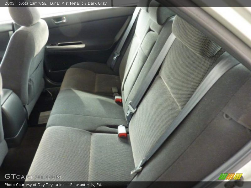 Lunar Mist Metallic / Dark Gray 2005 Toyota Camry SE