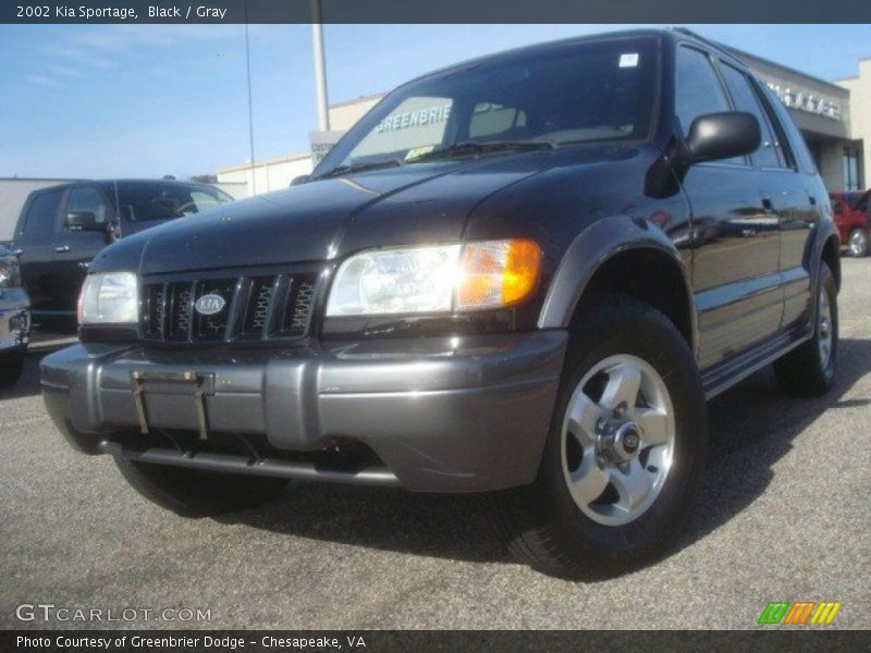 Black / Gray 2002 Kia Sportage