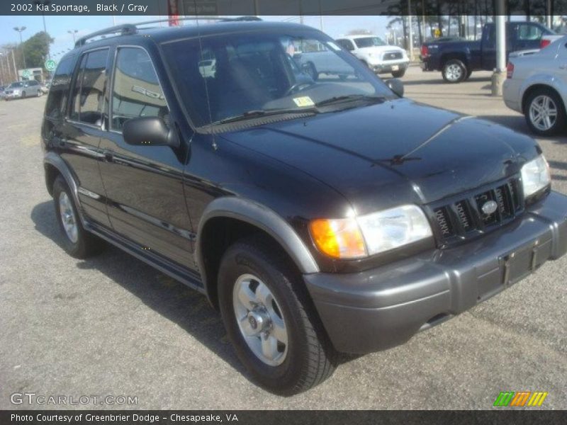 Black / Gray 2002 Kia Sportage