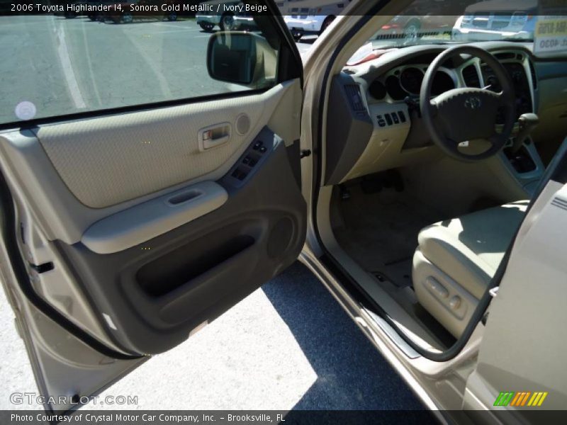 Sonora Gold Metallic / Ivory Beige 2006 Toyota Highlander I4