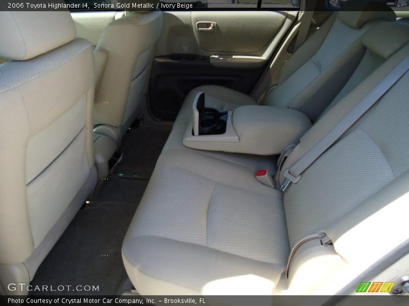 Sonora Gold Metallic / Ivory Beige 2006 Toyota Highlander I4
