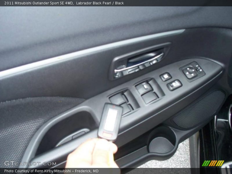 Labrador Black Pearl / Black 2011 Mitsubishi Outlander Sport SE 4WD