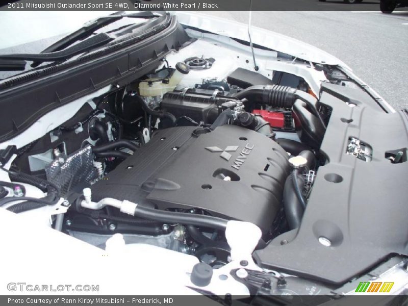 Diamond White Pearl / Black 2011 Mitsubishi Outlander Sport SE 4WD