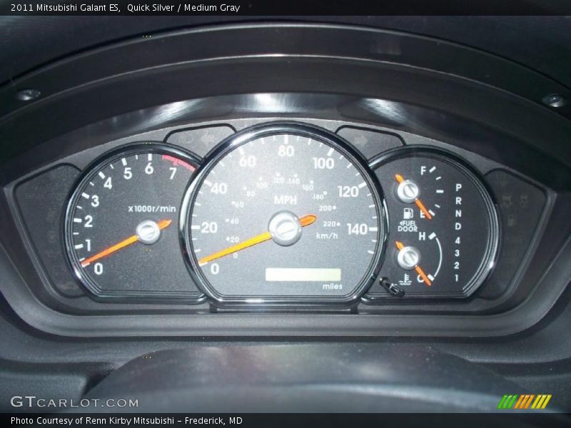 Quick Silver / Medium Gray 2011 Mitsubishi Galant ES