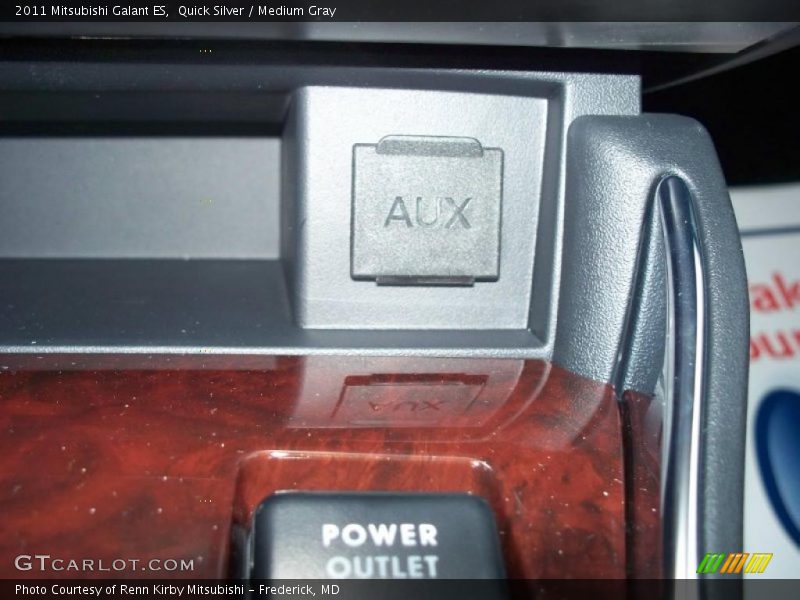 Quick Silver / Medium Gray 2011 Mitsubishi Galant ES