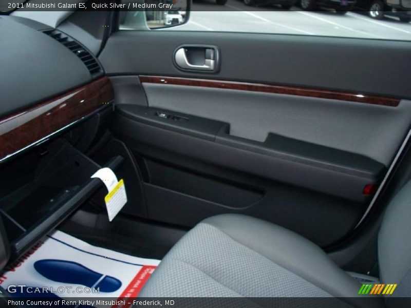Quick Silver / Medium Gray 2011 Mitsubishi Galant ES