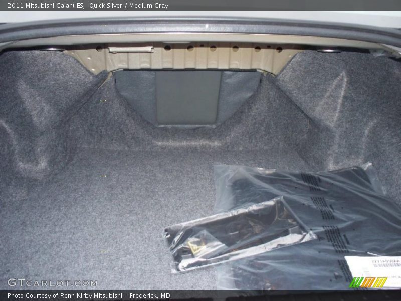 Quick Silver / Medium Gray 2011 Mitsubishi Galant ES