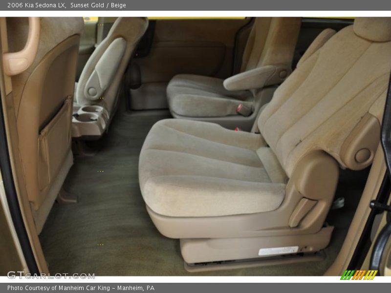 Sunset Gold / Beige 2006 Kia Sedona LX