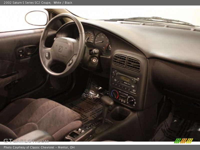 White / Black 2002 Saturn S Series SC2 Coupe