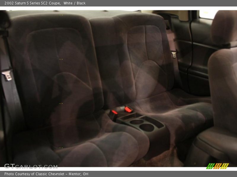 White / Black 2002 Saturn S Series SC2 Coupe