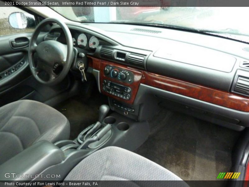 Inferno Red Tinted Pearl / Dark Slate Gray 2001 Dodge Stratus SE Sedan
