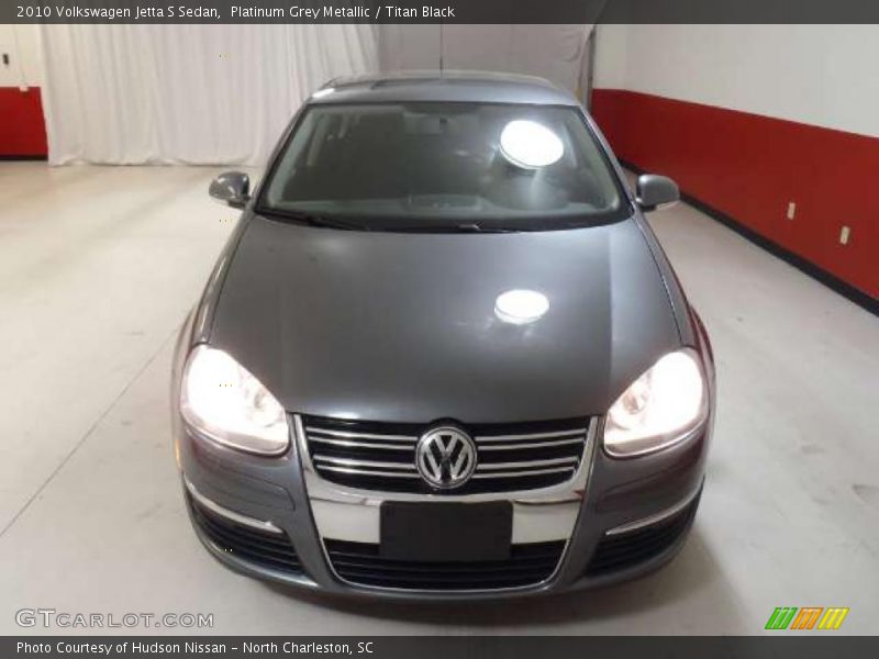 Platinum Grey Metallic / Titan Black 2010 Volkswagen Jetta S Sedan