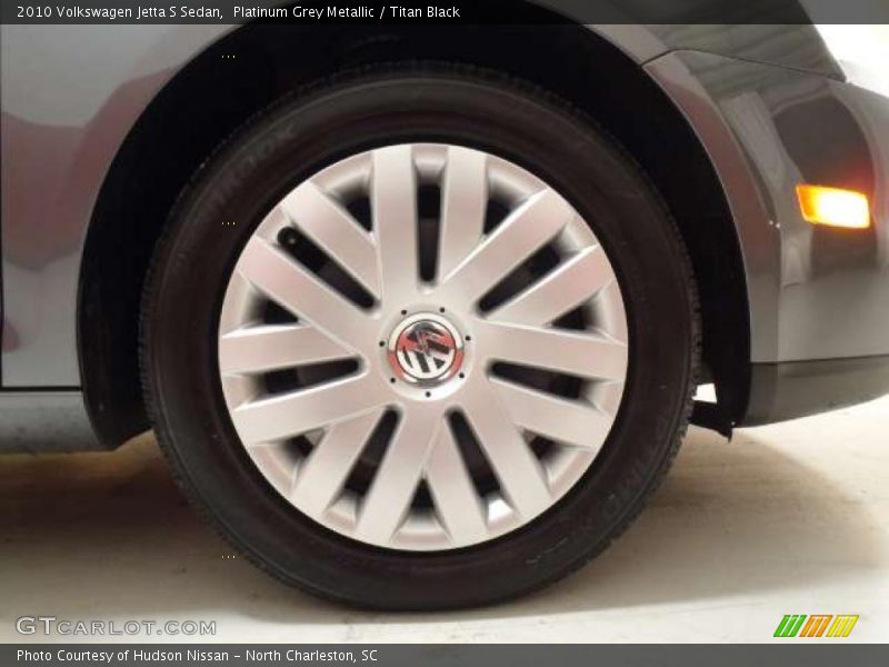 Platinum Grey Metallic / Titan Black 2010 Volkswagen Jetta S Sedan