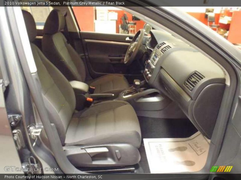 Platinum Grey Metallic / Titan Black 2010 Volkswagen Jetta S Sedan