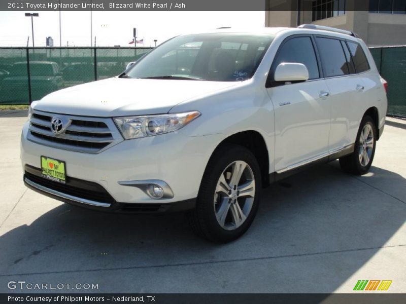 Blizzard White Pearl / Ash 2011 Toyota Highlander Limited