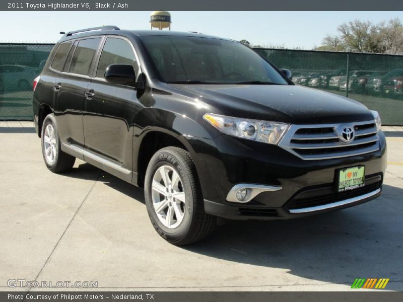 Black / Ash 2011 Toyota Highlander V6