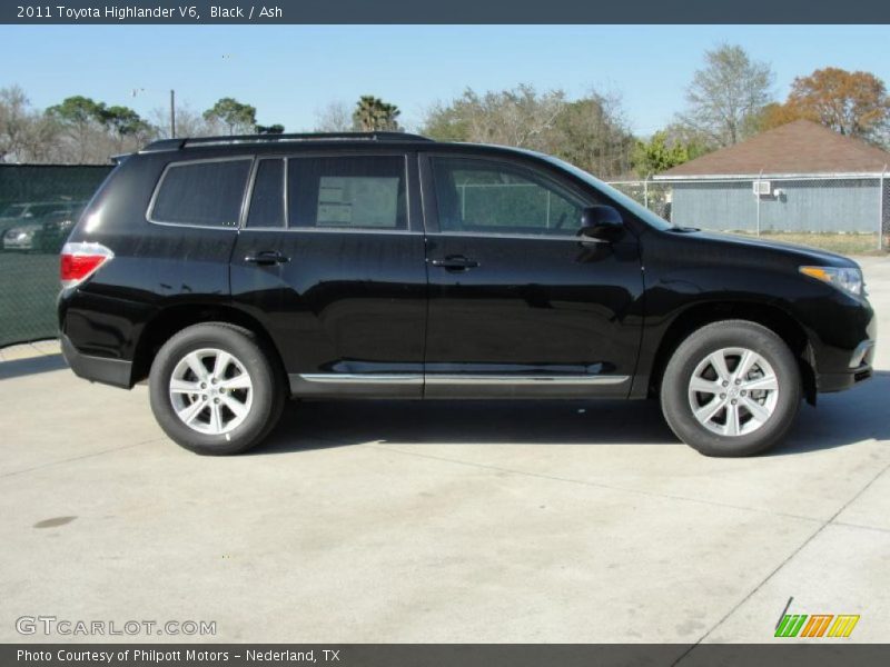 Black / Ash 2011 Toyota Highlander V6