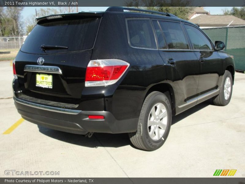 Black / Ash 2011 Toyota Highlander V6