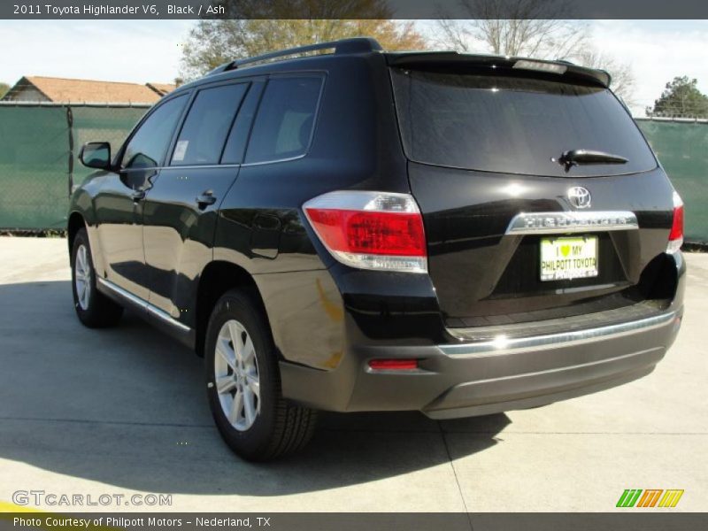 Black / Ash 2011 Toyota Highlander V6