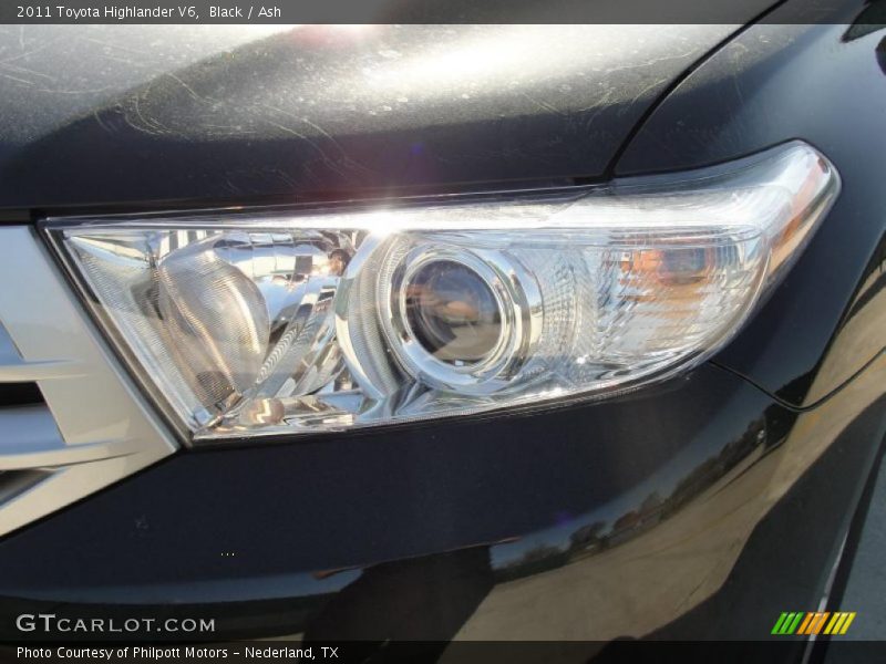 Black / Ash 2011 Toyota Highlander V6