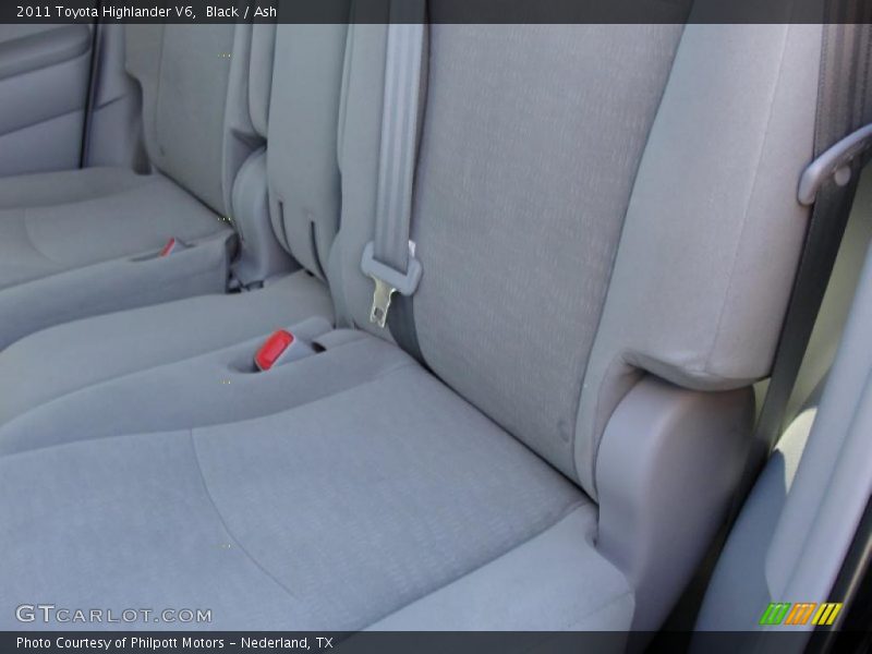 Black / Ash 2011 Toyota Highlander V6