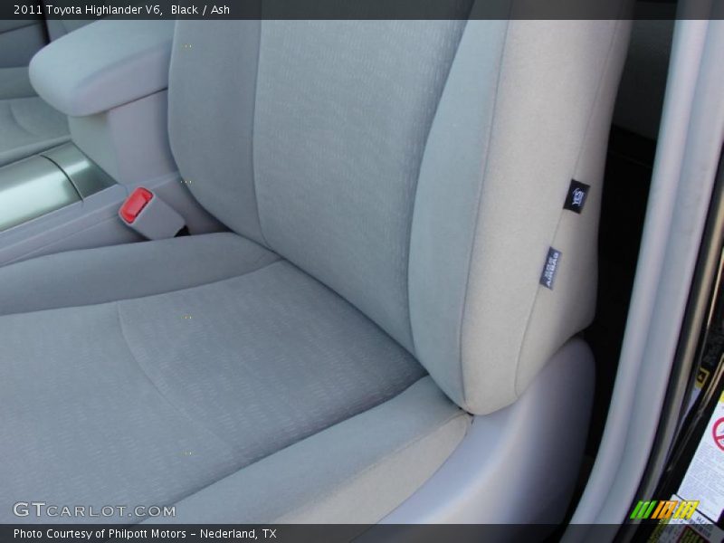 Black / Ash 2011 Toyota Highlander V6